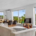 Kalevi - 150m From The Sea By Interhome